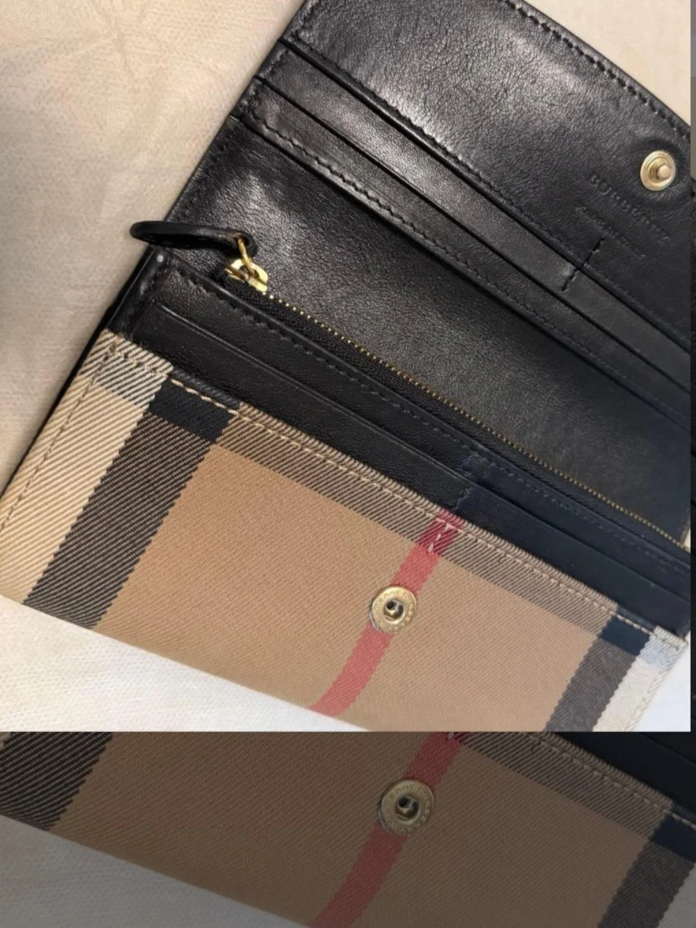 Burberry Black Leather & Vintage Haymarket Check Continental Wallet - Picture 4 of 5